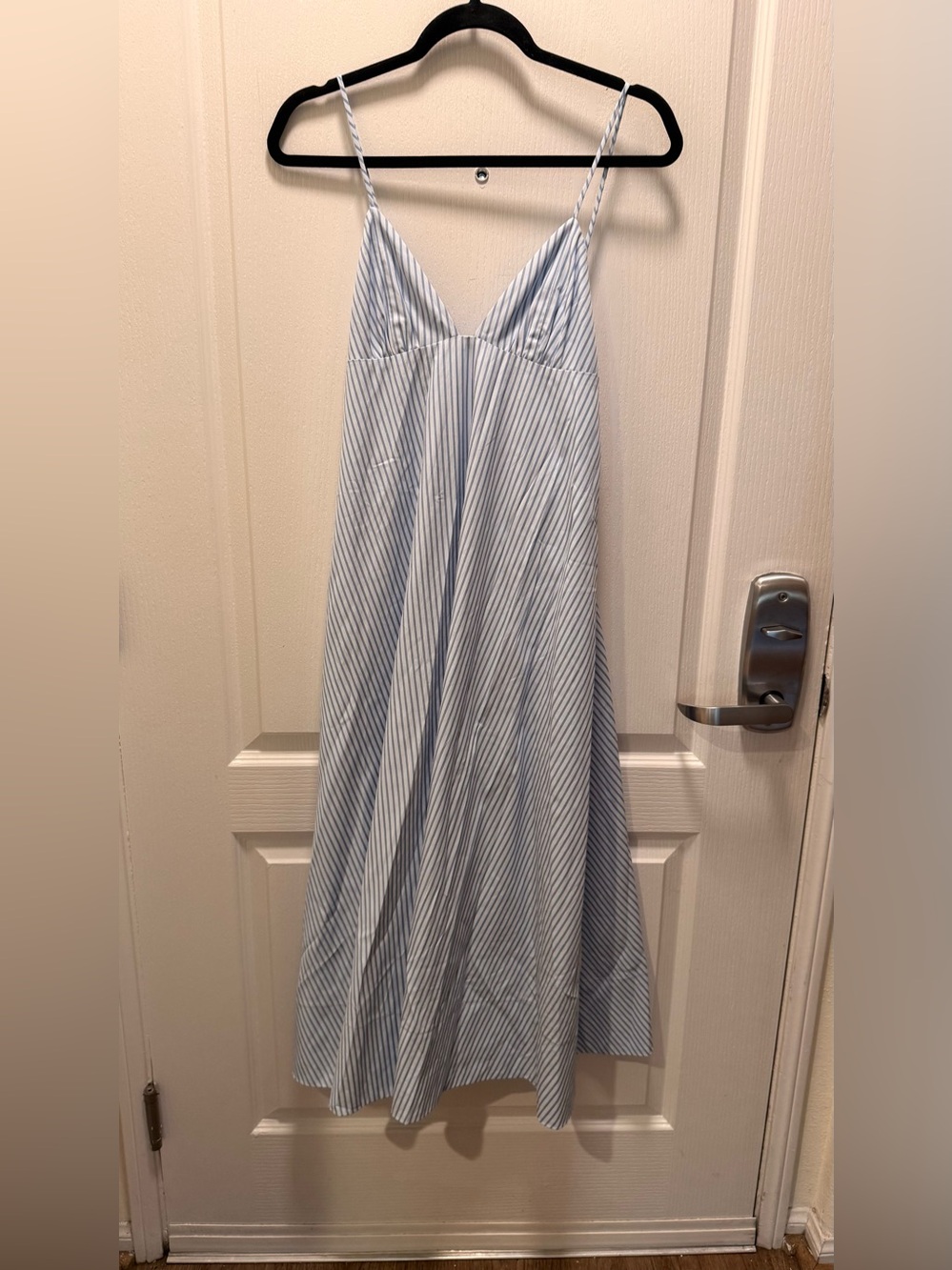 NIA Alessia Light Blue Striped Spaghetti‑Strap Midi Dress Size S NWT - Picture 2 of 5